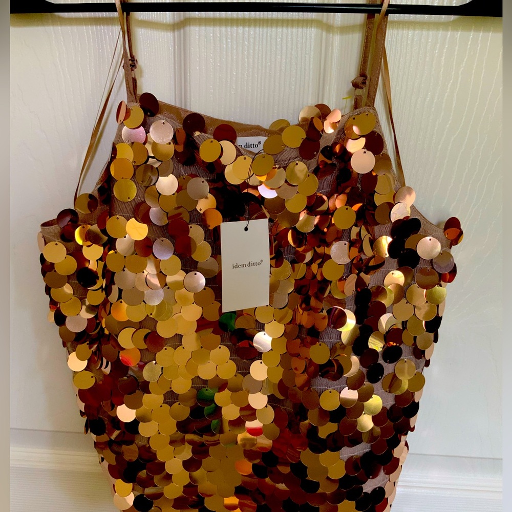 Ladies Sequined top